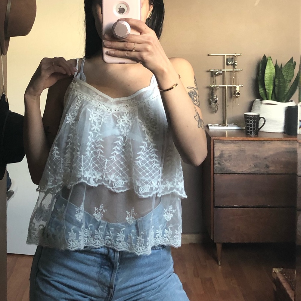 American Eagle lace tank